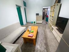 双钢路小区 一室一厅 90万元出售 随时看房