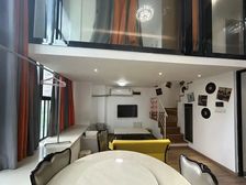 万博精装3房南北通透 招商城市主场中层34万