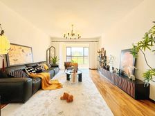 急售晴苑英才街地铁口 中间好楼层 装修好 南北通透大四房