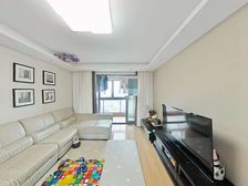 10年商品房小区 附送30平 电梯刷卡上楼 业主诚意出售