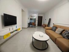 金凤豪苑 精装修3房(全包60)带车位 家私家电齐全