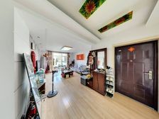 (必看好房)河东洋房三楼 中间楼层 价位可议 通透全明户型