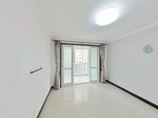 出行方便 电梯房 南向采光好 临地铁 精装修 商品住宅