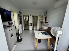 渝中双钢路小区 满五中装两房 纸彪房