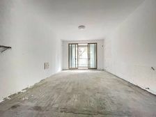 一楼 大四房 没住过 价格 看房方便