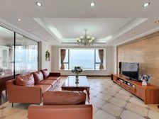 中海湖滨一号 5室2厅 177.86平