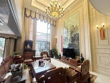 海逸豪庭御峰(别墅) 精装可拎包入住 带大花园鱼池