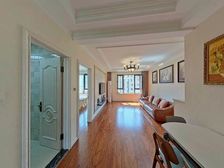 东港保利天禧二期 多层电梯洋房 精装修楼层好 送家具家电急售