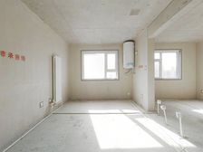 莱山金地格林梦想电梯出行方便无税看房随时