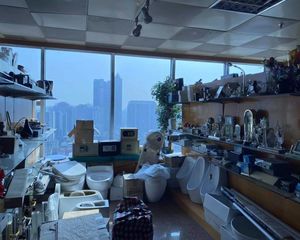 空间大 整层出售 稳定租约 实用面积多 交易方便 少出售