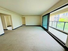 业主出国全款房急售, 位置南北通透两个大套房