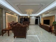 中信凯旋城 三期231平 南向精装大四房 满五