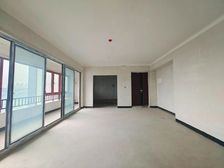 急售,公园一环,中粮祥云横厅三房,龙湖天街门口,对面
