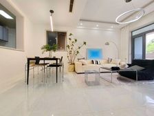 包真fang源 69.8万买半山壹号 精装三房 拎包入住1