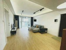 虹桥中园高区大三房,采光充足 诚意出售 价格看中好谈