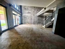 户型方正采光非常好旁边都是公园