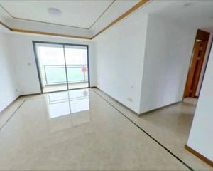 世茂国风滨江 99.6平3居 南向精装修 拎包入住