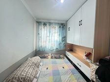 红山郡 精装好房 有电梯 正南朝向 楼龄新 价格可刀