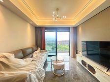 国庆大 !中央公园(人和) 精装三房双卫 有产权车