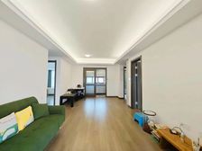 断供了!一重和石岩包包!一梯两户全朝南明户型!业主诚急售!