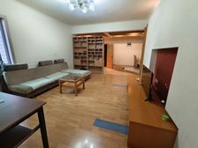 急售 兴远大厦 三室一厅 电梯房 81万元出售