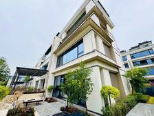 急售丶中央公园板式大叠拼丶带大花园丶带地下室丶可渝八丶送家电