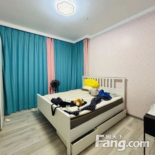 整租恒大天地人和 洋房 叠拼 4室2厅 南/北