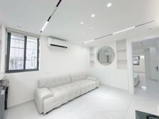 新上东边套全屋明窗 近2号线北新泾地铁 精装全送 院子已改造