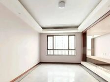 全明格局!!户型方正!!业主急出售大降价!!