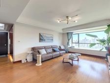 老房东急售 全权委托 这个价格只卖一周 附带车位