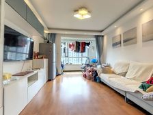 青秀尚城,朝南精装3房,户型正气,楼层好,老少皆宜,可谈