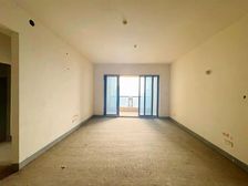 新上捡趴活啦!渝中核心看江大三房!视野霸道无遮挡协信公馆