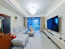 中海·汇德里 4室2厅2卫 精装修 368万元