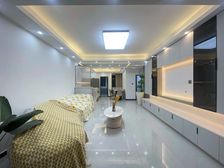 碧云三期高区三房,全新豪装小区主力户型,带产权车位,满五!