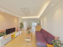 大三房 环境优美 交通便捷 满五 购物方便 正规商品房