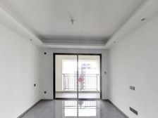 龙湖·江与城 85.46平3居 南向精装修 视野无遮挡