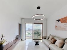 依云水岸 83.32平3居 南向精装修 自住保养好