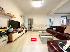 珠江花园 方正南向四房 双卫生间 南北通透 近地铁 带电梯