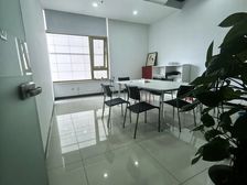 甲方直租高碑店地铁口265平办公丨临河丨2.6元全含