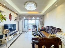 实收200诚心急售 过五包税 南北对流 带车位