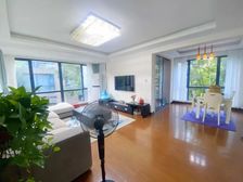东方名城新家具环保装修采光好停车位免费