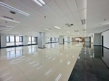 军工,国企总部(含票,公摊低)甲方自持,可配家具,可选面积多