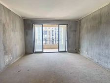 (好楼层 带车位)绿地悦城 通透三房 视野开阔 近 价出