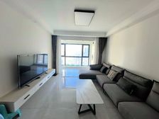 泰鸿听澜湾)三室两厅两卫房主二次装修中上楼层