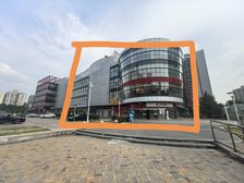 李乃滨推荐新城市广场三四五层13400平招汤泉,餐饮,孵化器