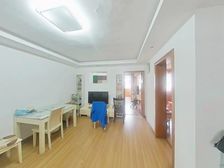 芳芯苑(352弄) 精装可拎包入住 出行方便 朝南 临地铁