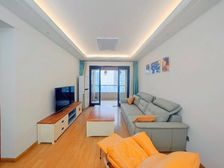 渝北区 万科城三期 三房 135万