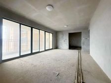 御城花园 毛坯四房 免个税 随时看房