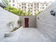 华东花苑 2室1厅1卫 豪华装修 230万元 48平米