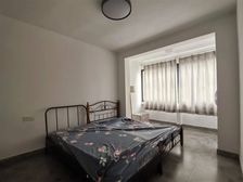 渝中人和花园中层三居 满二精装 单价15556元